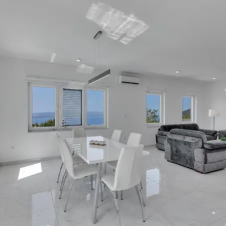 La Perla Villa Baška Voda