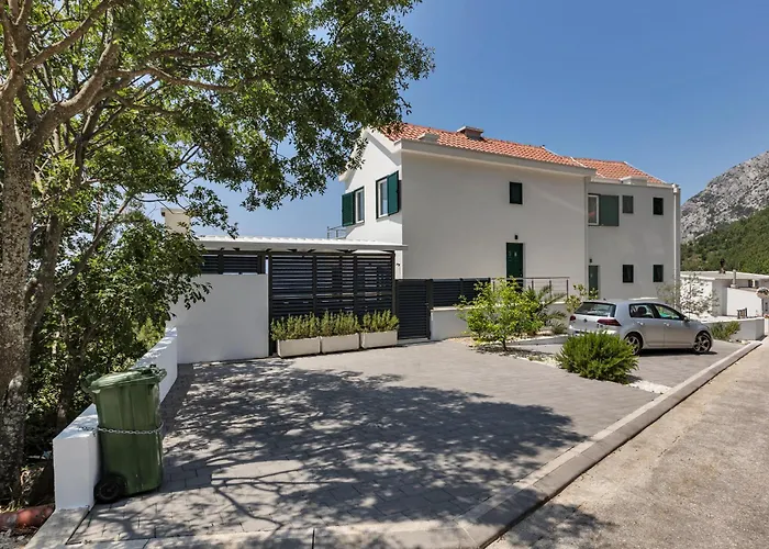 La Perla * Baška Voda