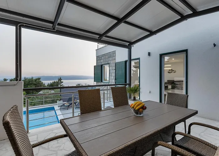 Villa La Perla Baška Voda